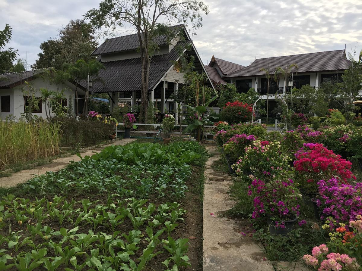 Radateeree Resort Chiang Mai Esterno foto
