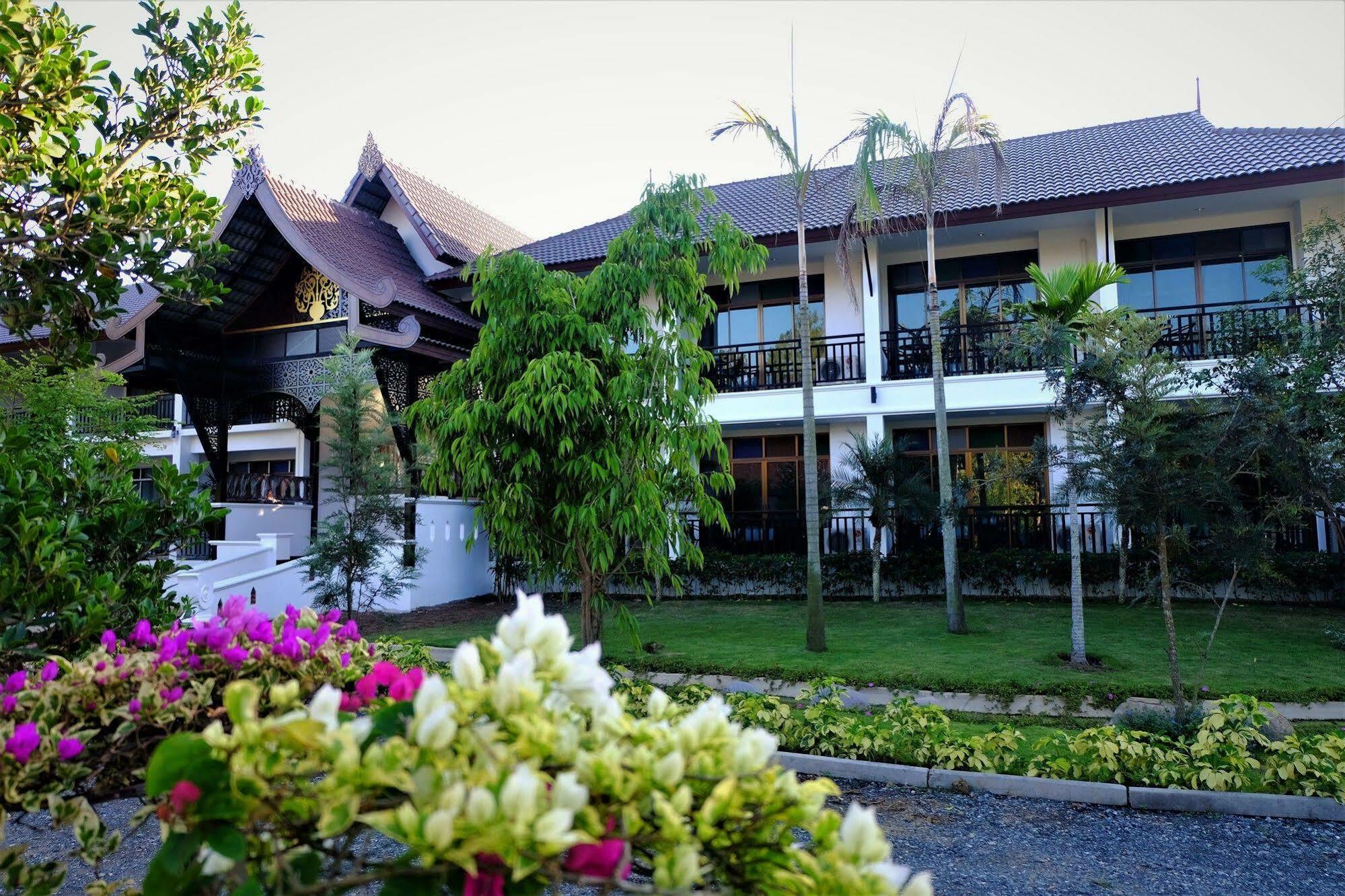Radateeree Resort Chiang Mai Esterno foto